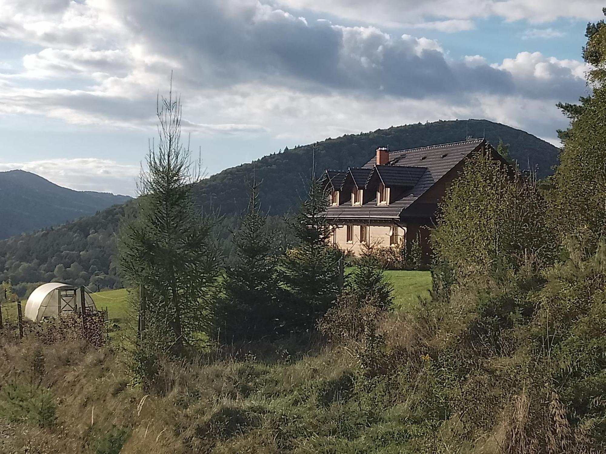 Orlik - Pokoje Goscinne Uscie Gorlickie Esterno foto